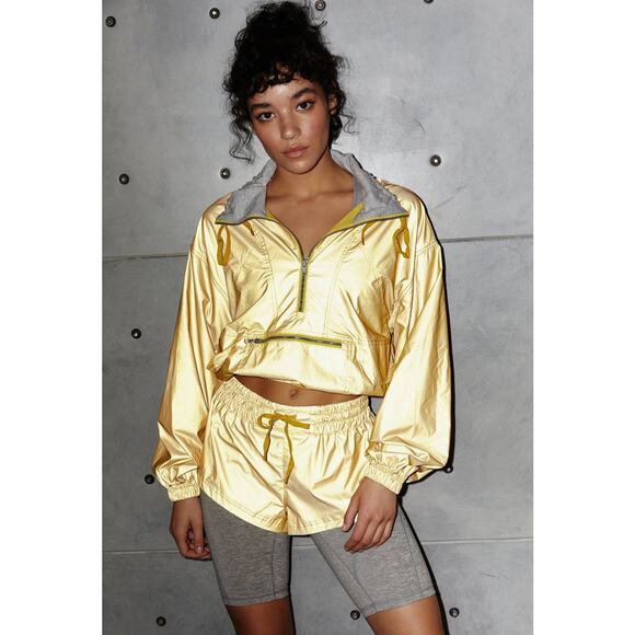 NEW $68 Free People FP Movement Moonlight Reflective Running Shorts Yellow SZ S - Picture 3 of 13